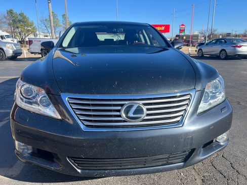 Used 2010 Lexus LS 460 L image 2