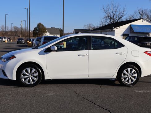 Used 2014 Toyota Corolla LE image 5