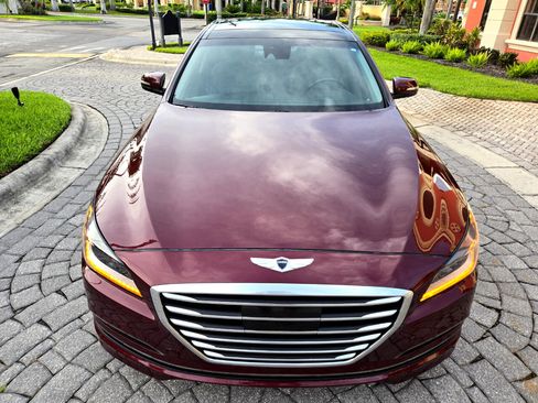 Used 2015 Hyundai Genesis 3.8 image 11