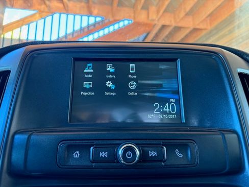 Used 2018 GMC Sierra 2500 SLE image 12