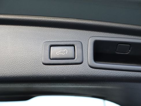 Used 2015 Subaru Forester 2.5i Touring image 14