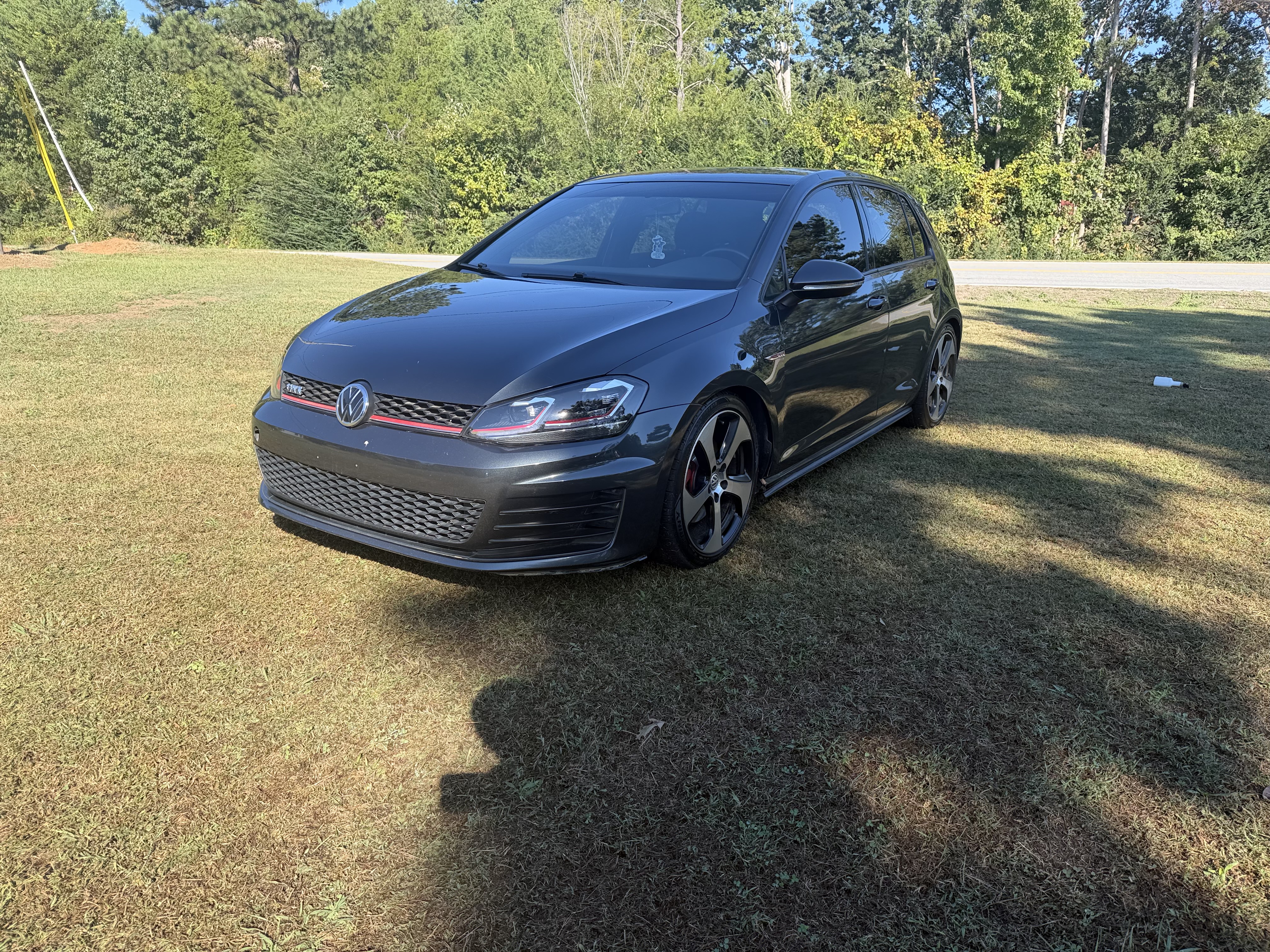 Used 2017 Volkswagen GTI 4-Door FWD image 7