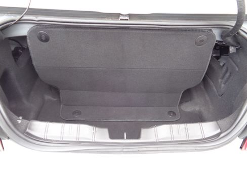 Used 2018 Chevrolet Camaro LT image 10