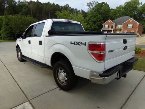 Used 2014 Ford F150 4x4 SuperCrew image 4