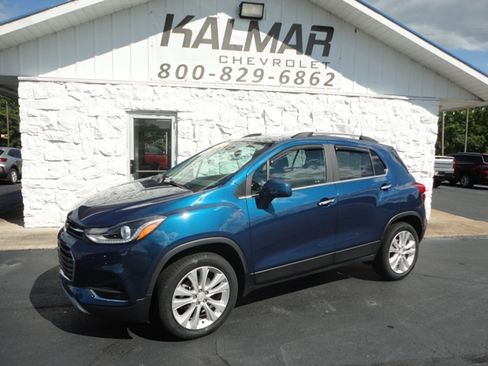 Used 2020 Chevrolet Trax AWD Premier image 10