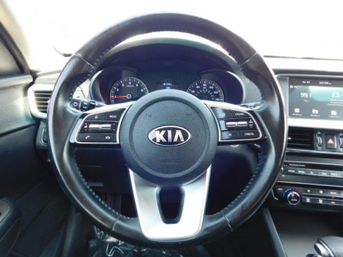 Used 2019 Kia Optima S FWD image 15