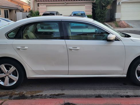 Used 2013 Volkswagen Passat 2.5 SE image 5