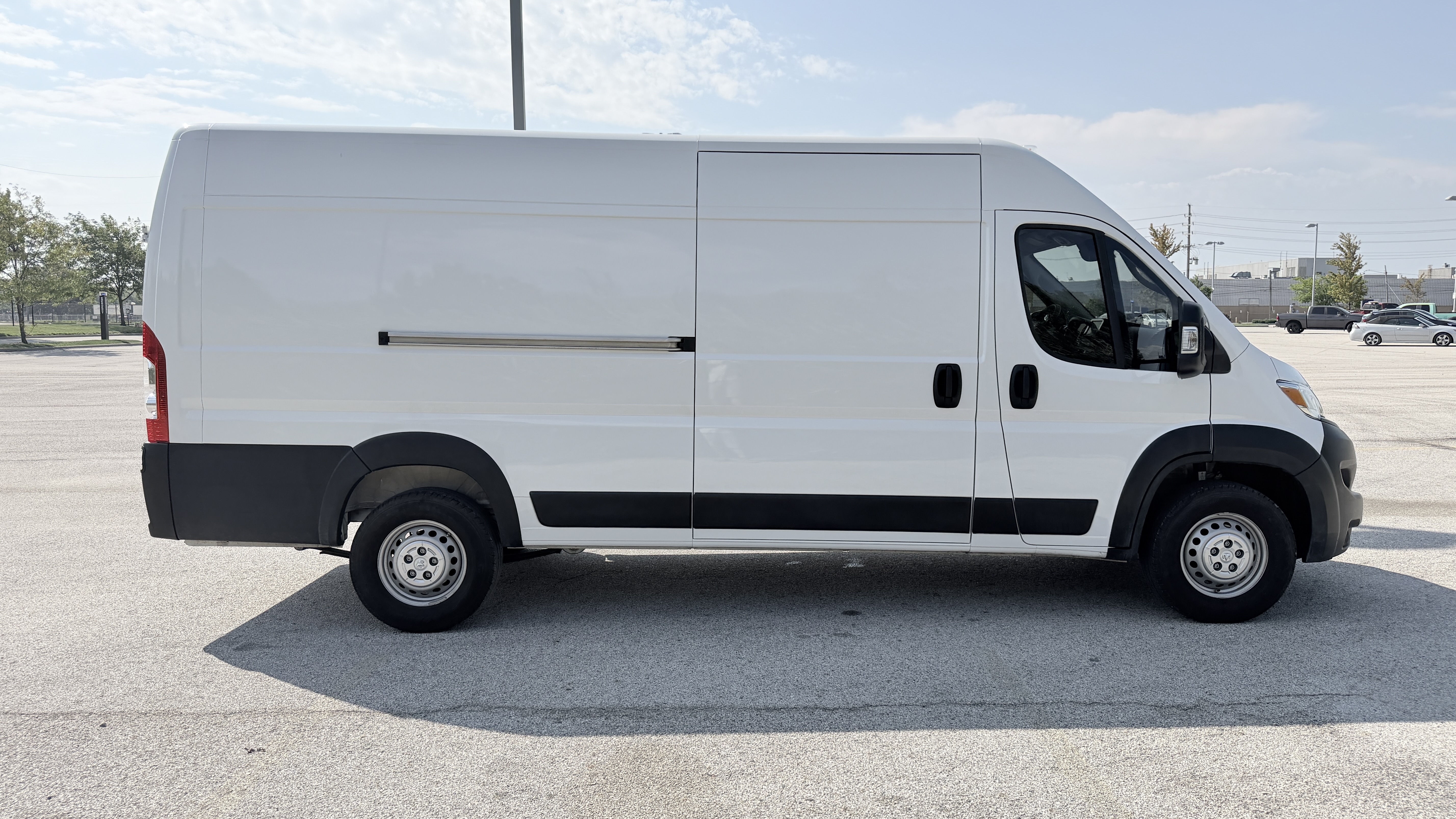 Used 2025 RAM ProMaster 3500 159 High Roof Extended FWD image 4