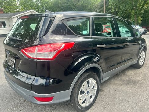 Used 2016 Ford Escape FWD S image 5