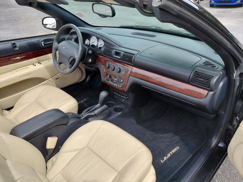 Used 2001 Chrysler Sebring Limited image 14