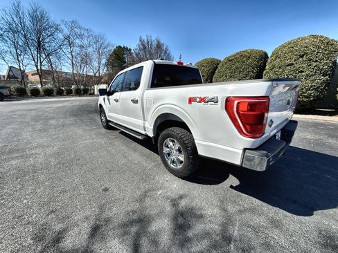 Used 2022 Ford F150 XLT image 4