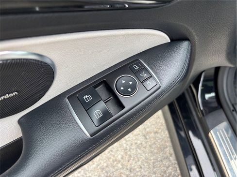 Used 2016 Mercedes-Benz SLK 350 image 22