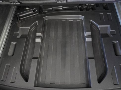 Used 2024 Audi RS 6 performance image 73