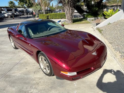 Used 2003 Chevrolet Corvette image 16