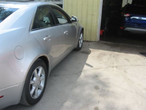 Used 2008 Cadillac CTS 3.6 AWD image 4