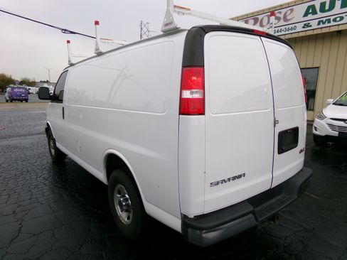 Used 2020 GMC Savana 3500 image 3
