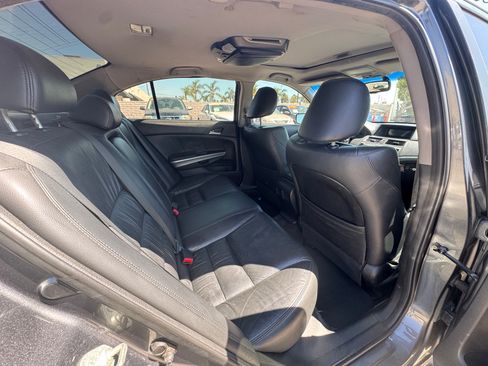 Used 2010 Honda Accord EX-L Sedan image 18