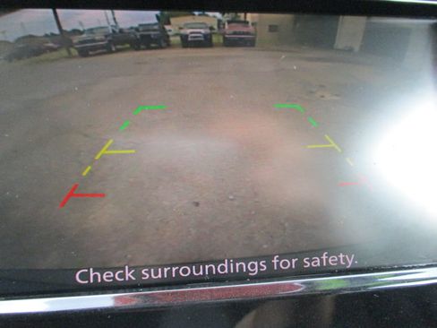 Used 2020 Nissan Rogue FWD SV 2.5L 4-Cyl SUV image 47