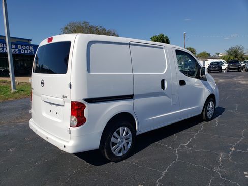Used 2021 Nissan NV200 SV image 7