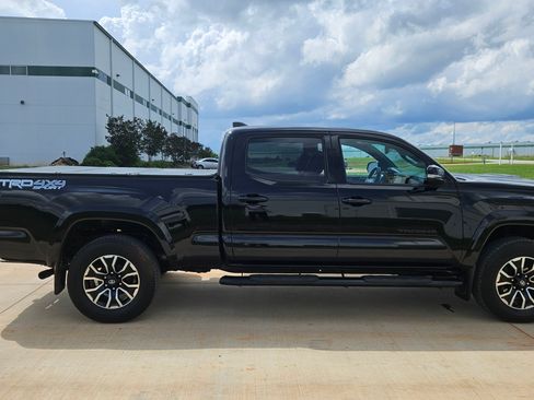 Used 2021 Toyota Tacoma 4x4 Double Cab image 6
