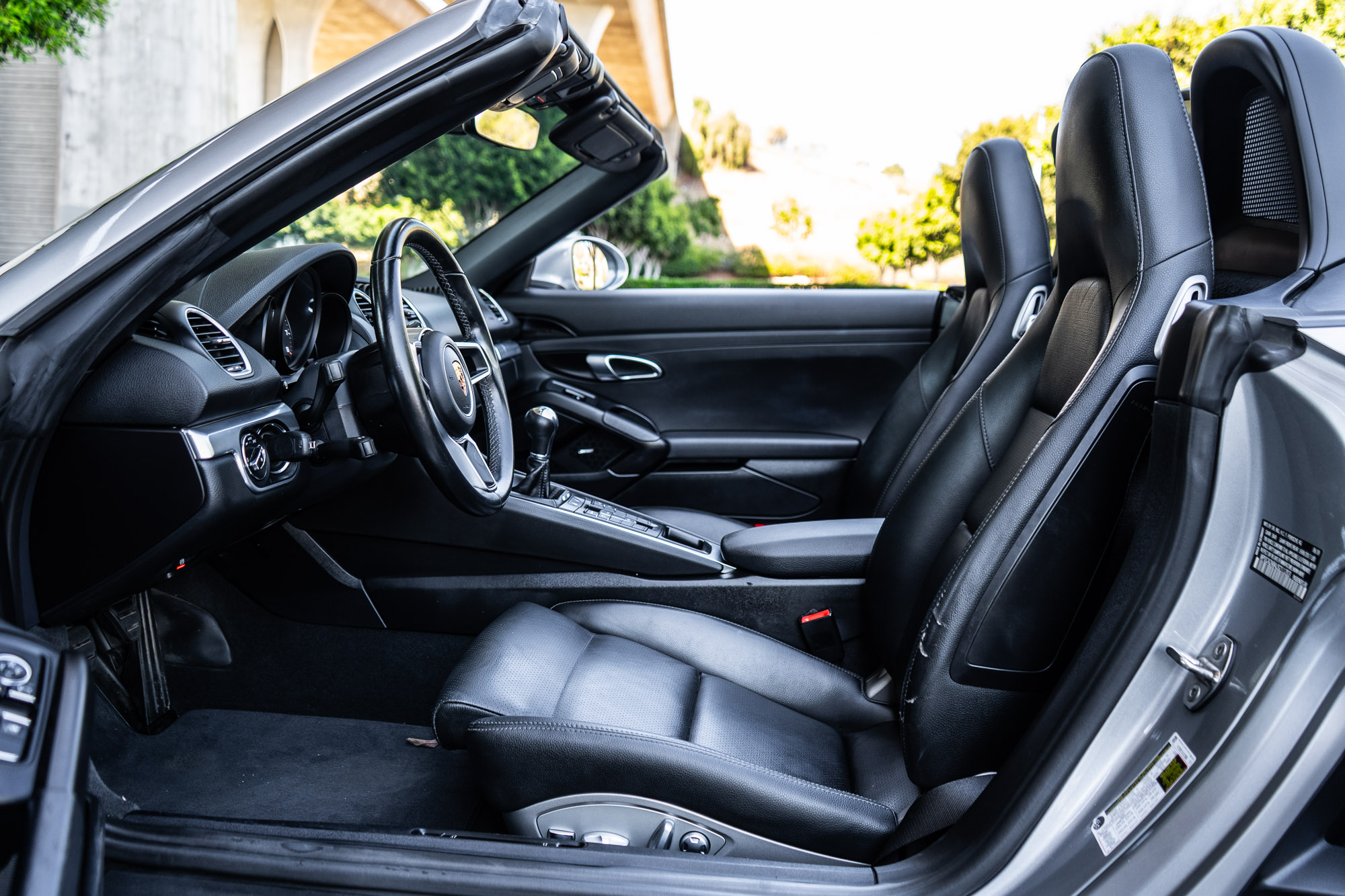 Used 2018 Porsche 718 Boxster RWD image 28