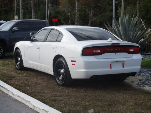 Used 2014 Dodge Charger image 3
