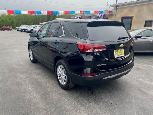 Used 2023 Chevrolet Equinox AWD LT w/ 1LT image 9
