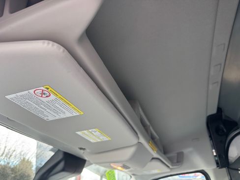 Used 2019 Ford Transit 350 image 16