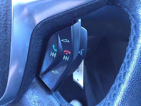 Used 2012 Ford Focus SEL Hatchback FWD image 29