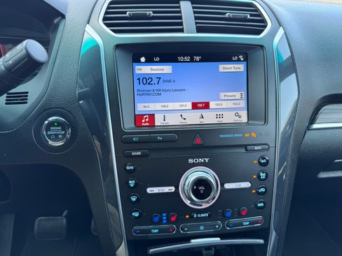 Used 2019 Ford Explorer Limited image 9