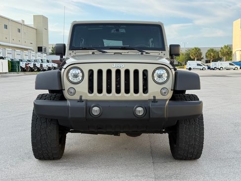 Used 2018 Jeep Wrangler Unlimited Sport S AWD/4WD image 12