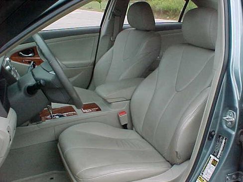 Used 2009 Toyota Camry XLE image 20