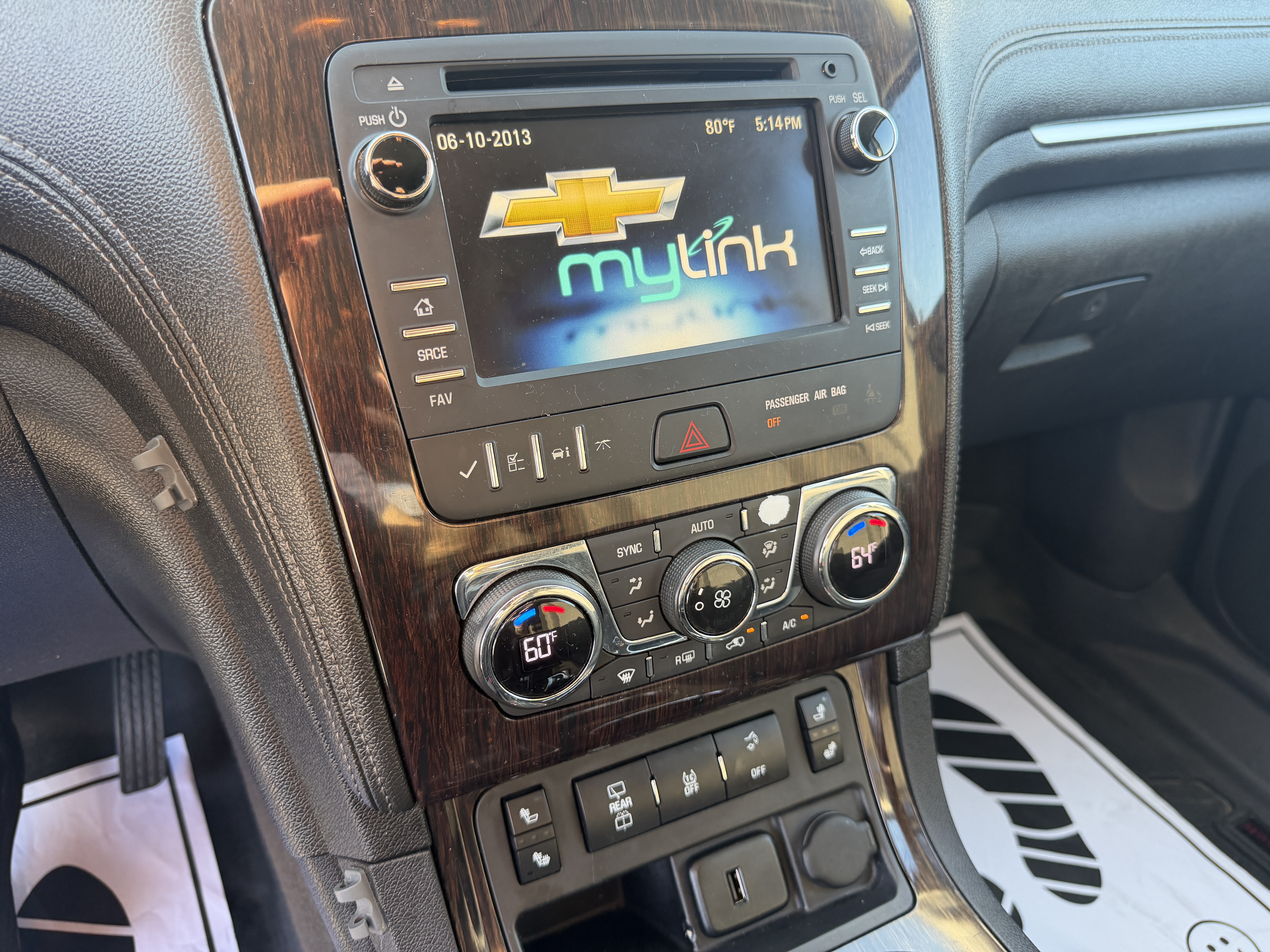 Used 2016 Chevrolet Traverse FWD LT w/ 2LT image 29