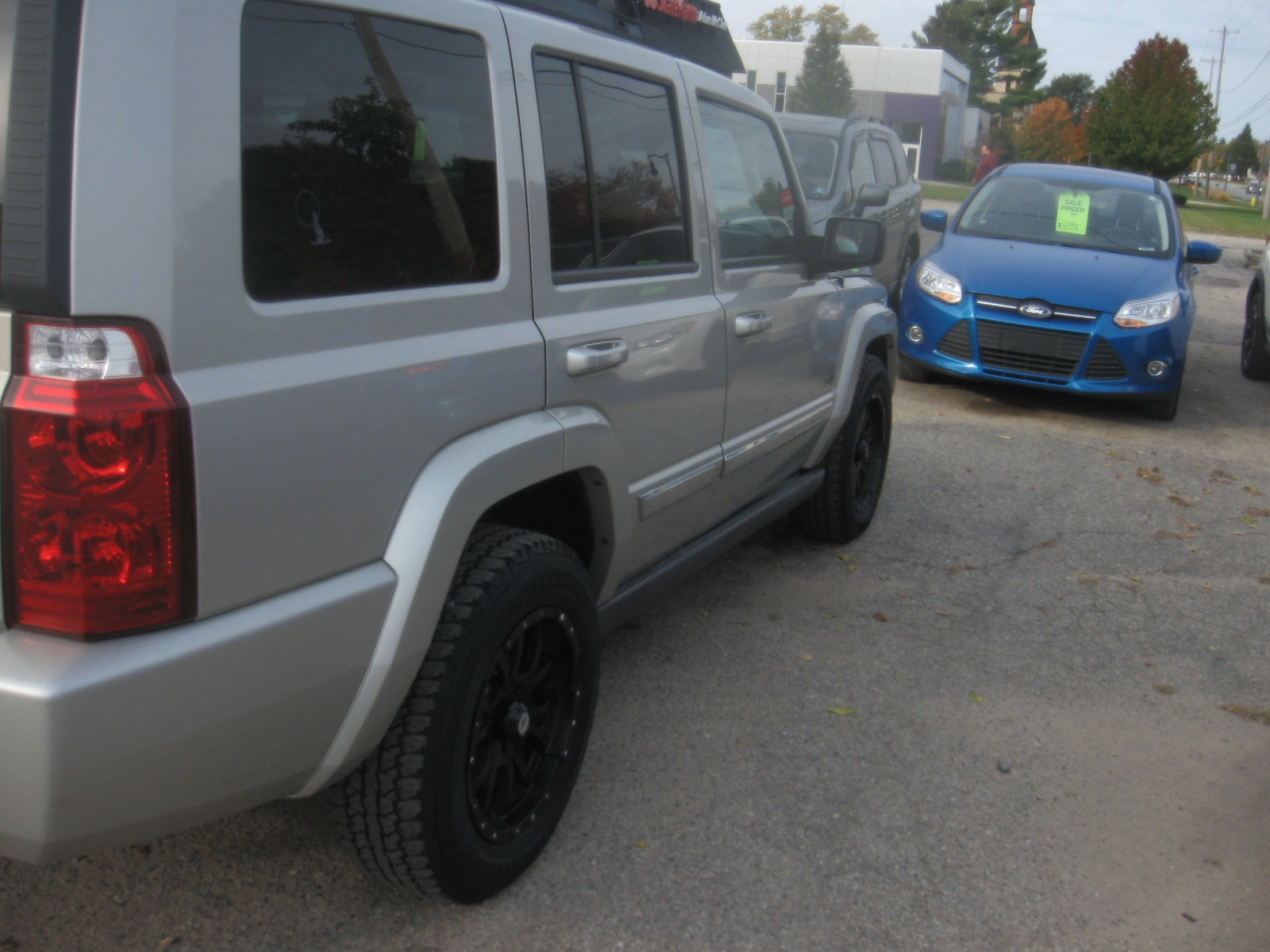 Used 2006 Jeep Commander 4WD image 4