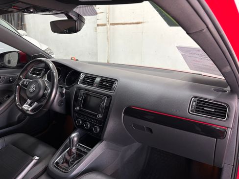 Used 2017 Volkswagen Jetta GLI SE Sedan FWD image 17