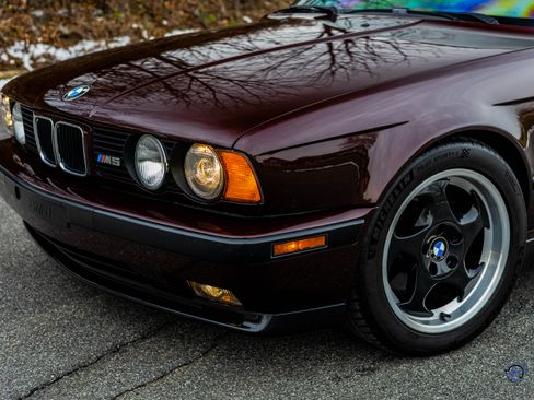 Used 1991 BMW M5 image 3
