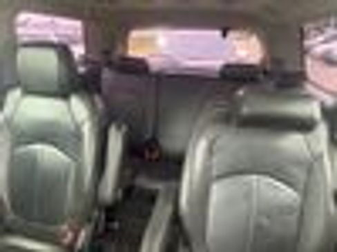 Used 2014 GMC Acadia SL image 7