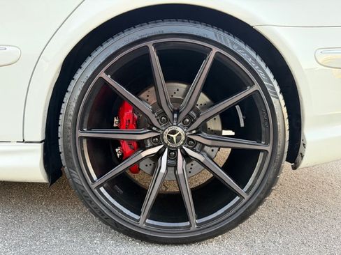 Used 2007 Mercedes-Benz E 63 AMG image 17