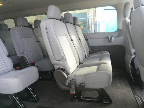 Used 2015 Ford Transit 350 XLT image 7