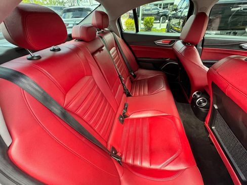Used 2018 Alfa Romeo Giulia Ti Sport RWD image 17