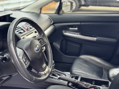 Used 2015 Subaru Impreza 2.0i Limited image 9