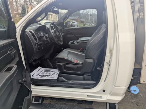 Used 2021 RAM 3500 Tradesman image 6