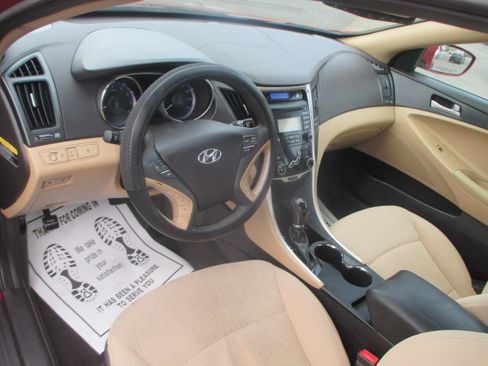 Used 2013 Hyundai Sonata GLS image 5