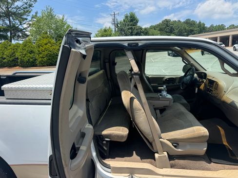 Used 2000 Ford F150 2WD SuperCab image 16