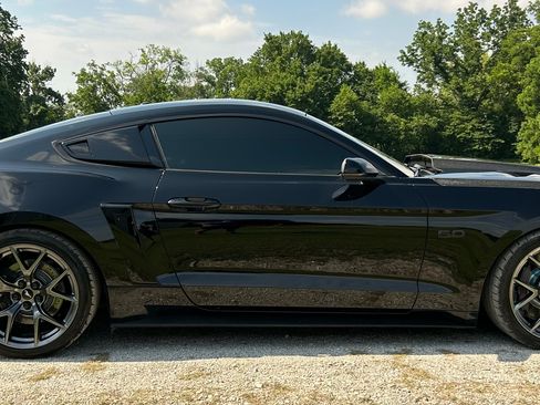 Used 2015 Ford Mustang GT Coupe RWD image 8