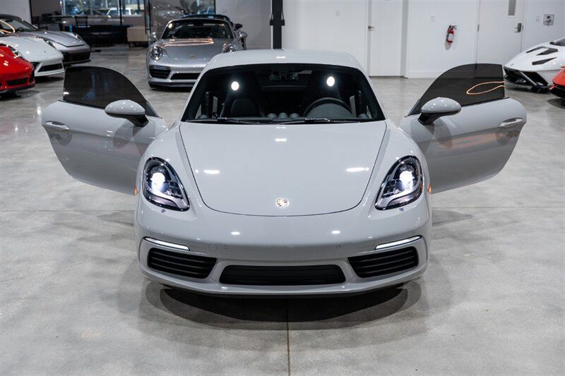 Used 2019 Porsche 718 Cayman S RWD image 36