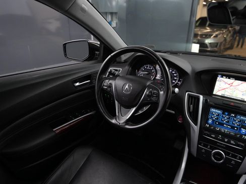 Used 2017 Acura TLX image 22