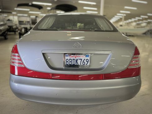 Used 2005 Maybach 57 image 4