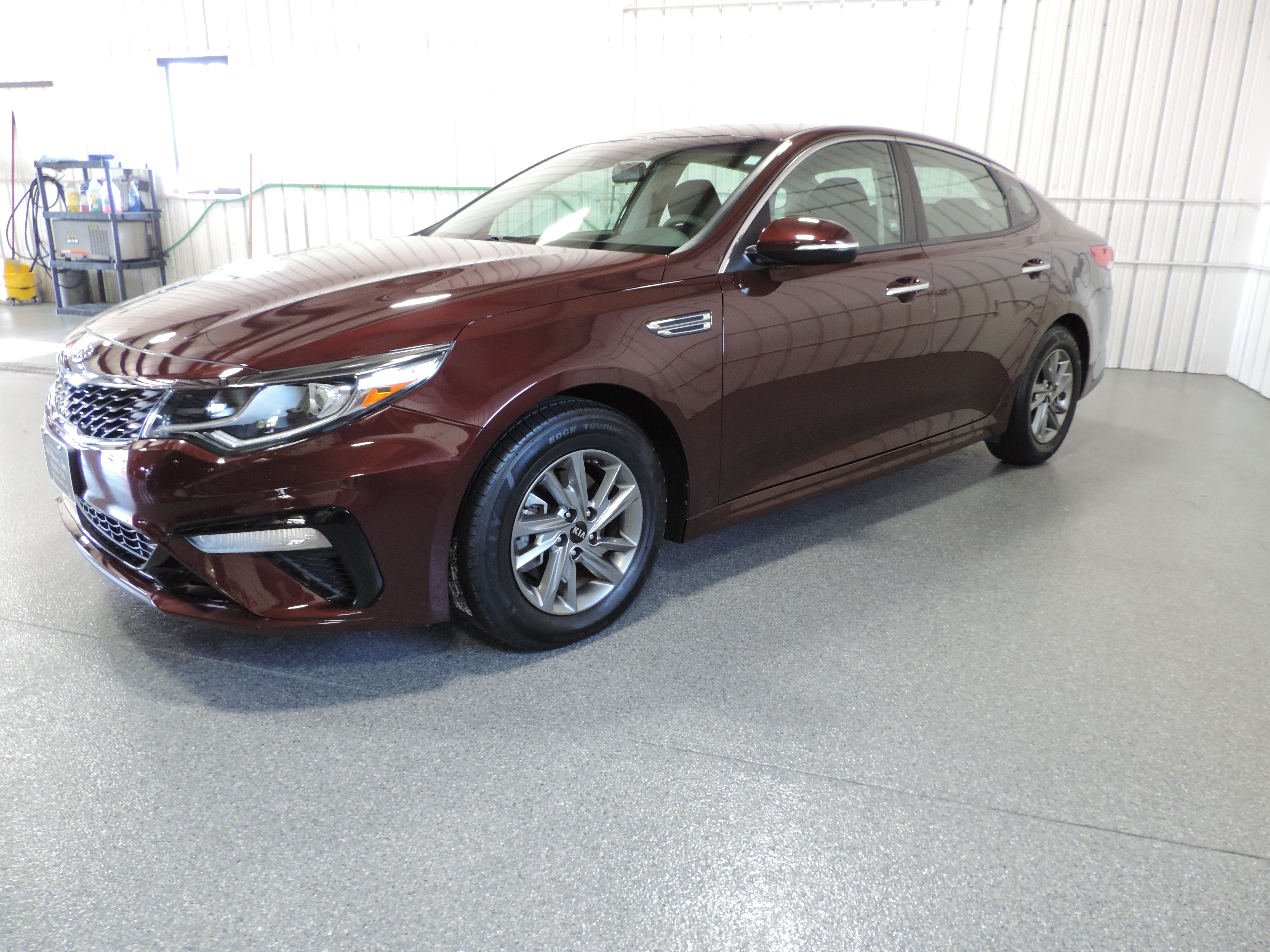 Used 2019 Kia Optima LX Sedan 4D FWD image 2