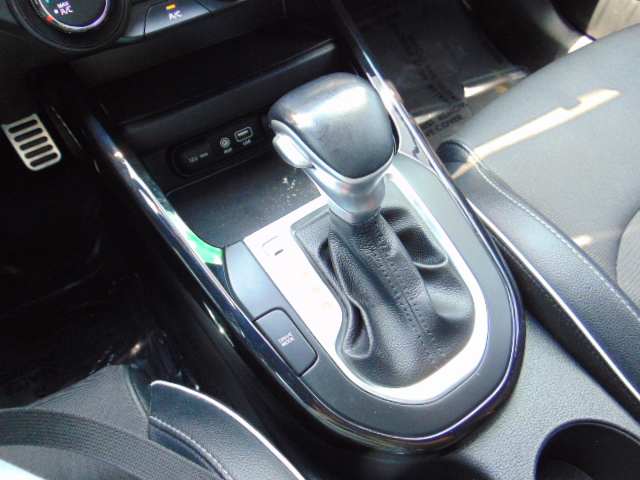 Used 2020 Kia Forte GT-Line Sedan FWD image 21